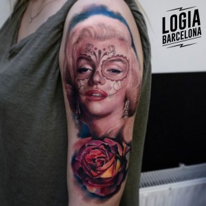 tatuaje_brazo_marilyn_monroe_logia_barcelona_karol_rybakowski 